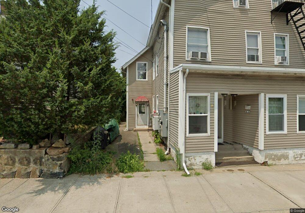 582 Providence St, West Warwick, RI 02893 - photo 1