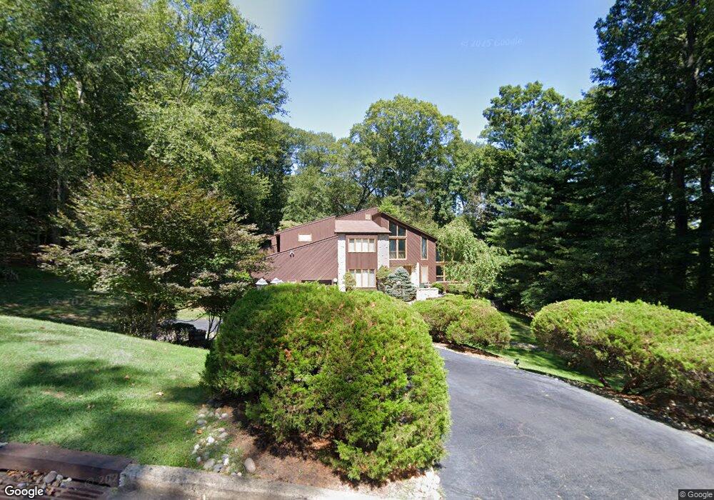 10 Rollingwood Dr, New City, NY 10956 - photo 1