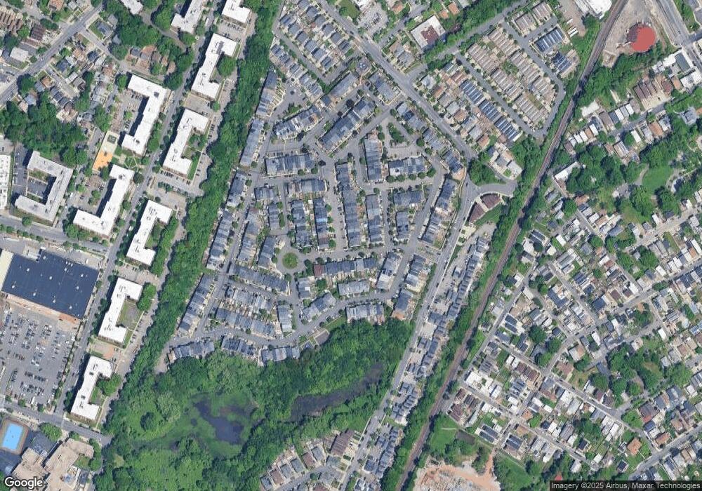 55 Studio Ln, Staten Island, NY 10304 - photo 1