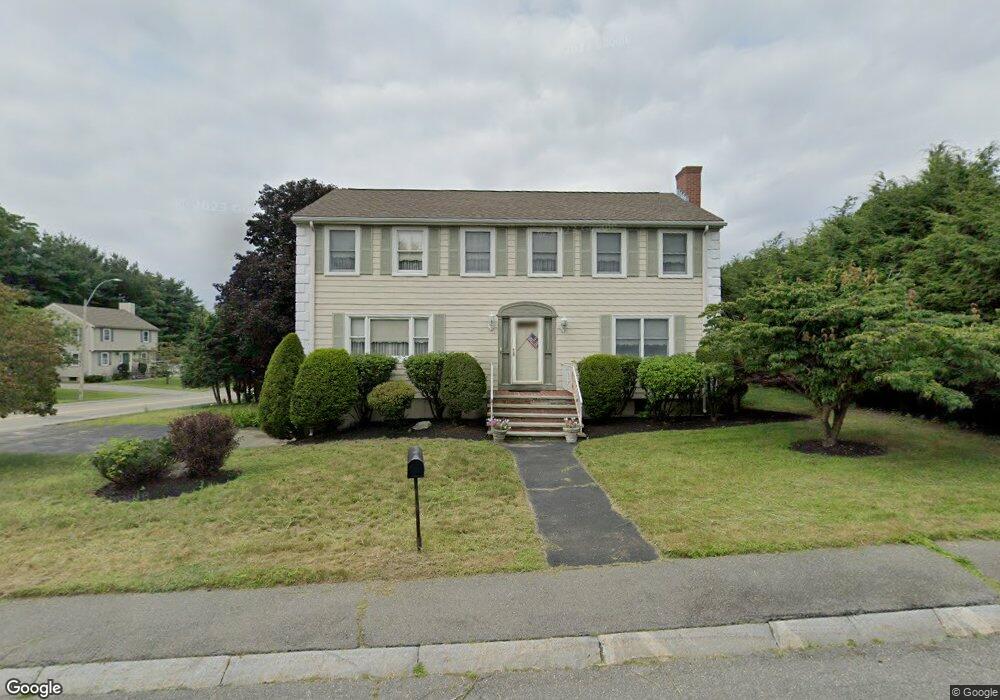 2 Spartan Cir, Woburn, MA 01801 - photo 1