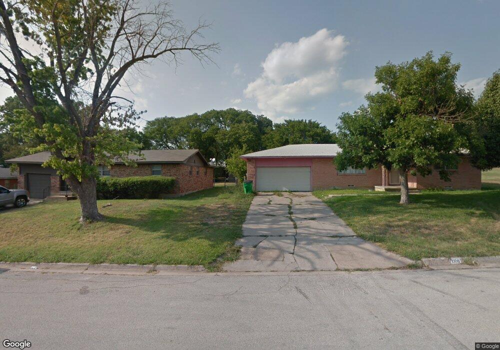 2107 Shipley St unit S, Gainesville, TX 76240 - photo 1