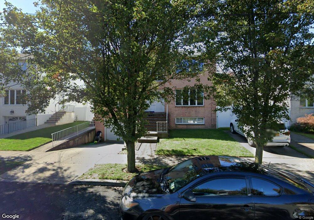 162 Barclay Ave, Staten Island, NY 10312 - photo 1