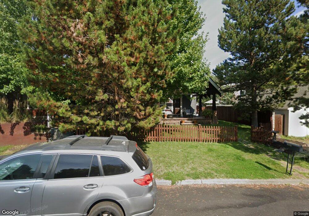 1320 NW Ithaca Ave, Bend, OR 97701 - photo 1