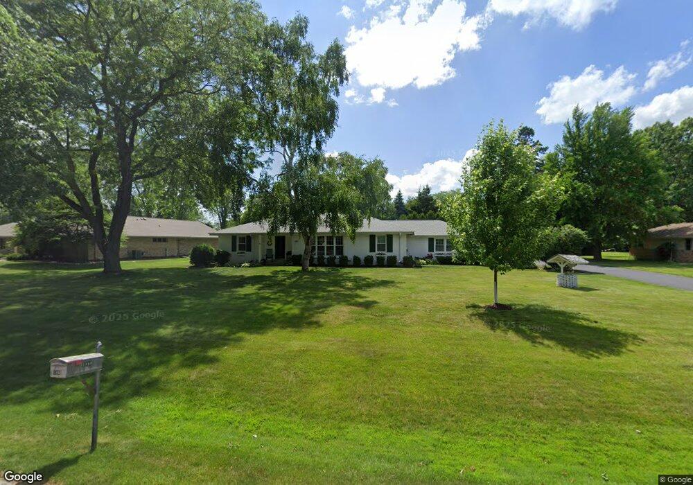 1865 Arrowhead Ct, Elm Grove, WI 53122 - photo 1