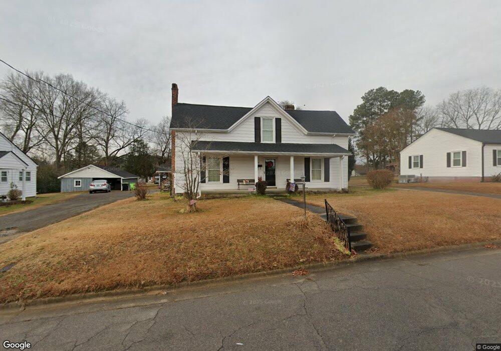 107 Harris St, Oxford, NC 27565 - photo 1