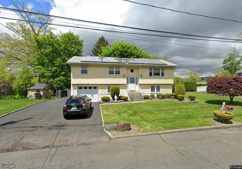 4 Lieutenant Funcheon Dr, Stony Point, NY 10980 - photo 1