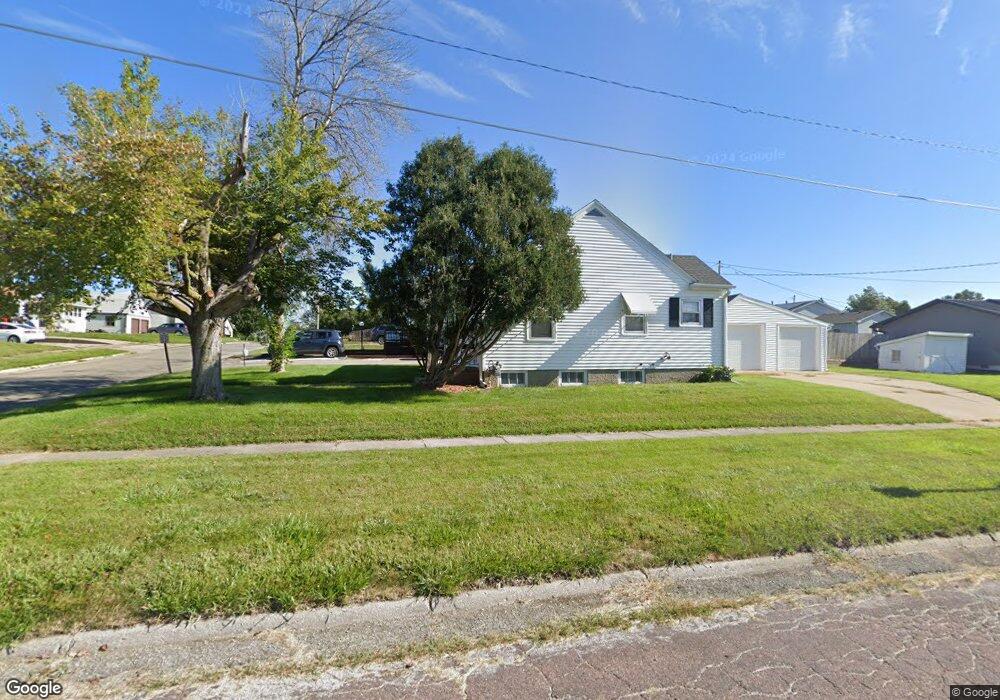 201 N 16th St, Marshalltown, IA 50158 - photo 1