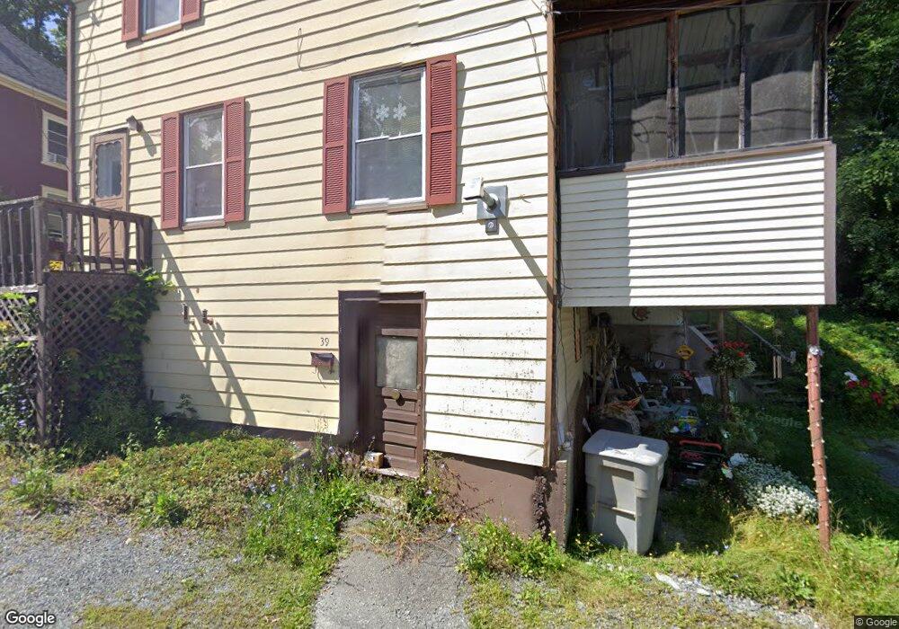 39 Clark St, Newport, VT 05855 - photo 1