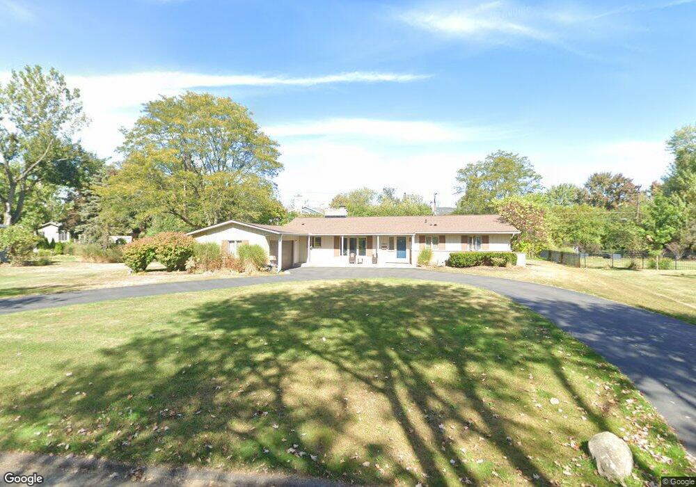 2990 Middlebury Ln, Bloomfield Hills, MI 48301 - photo 1