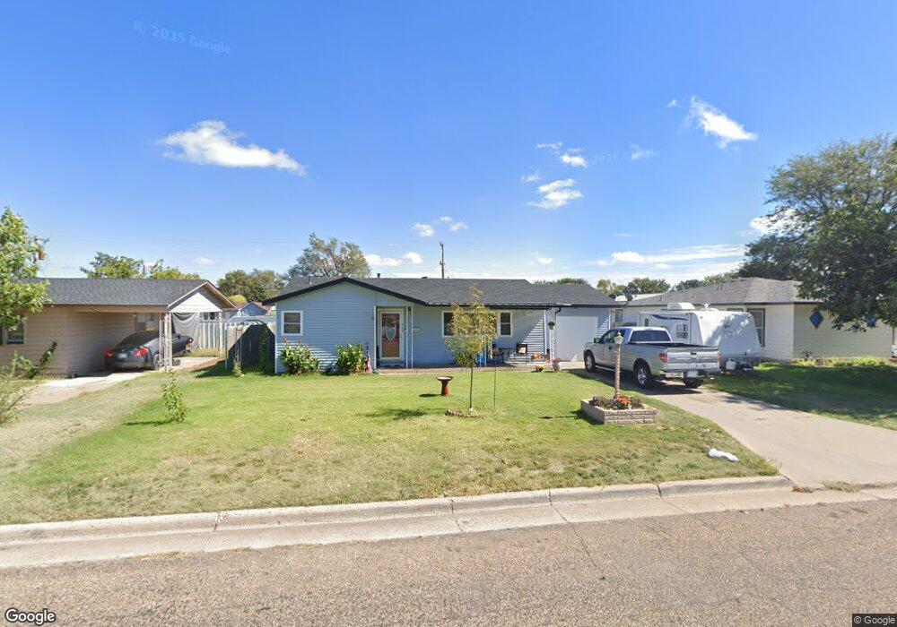 512 Cedar Ave, Dumas, TX 79029 - photo 1