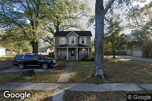 410 E 10th St, Stuttgart, AR 72160