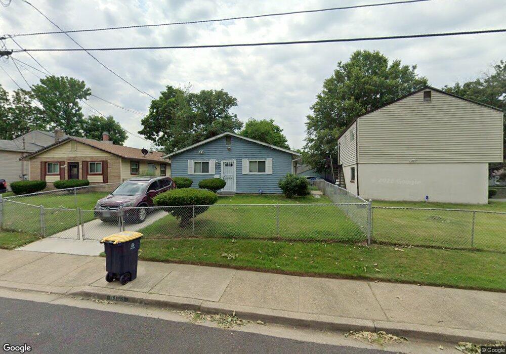 6703 Esslog St, Capitol Heights, MD 20743 - photo 1