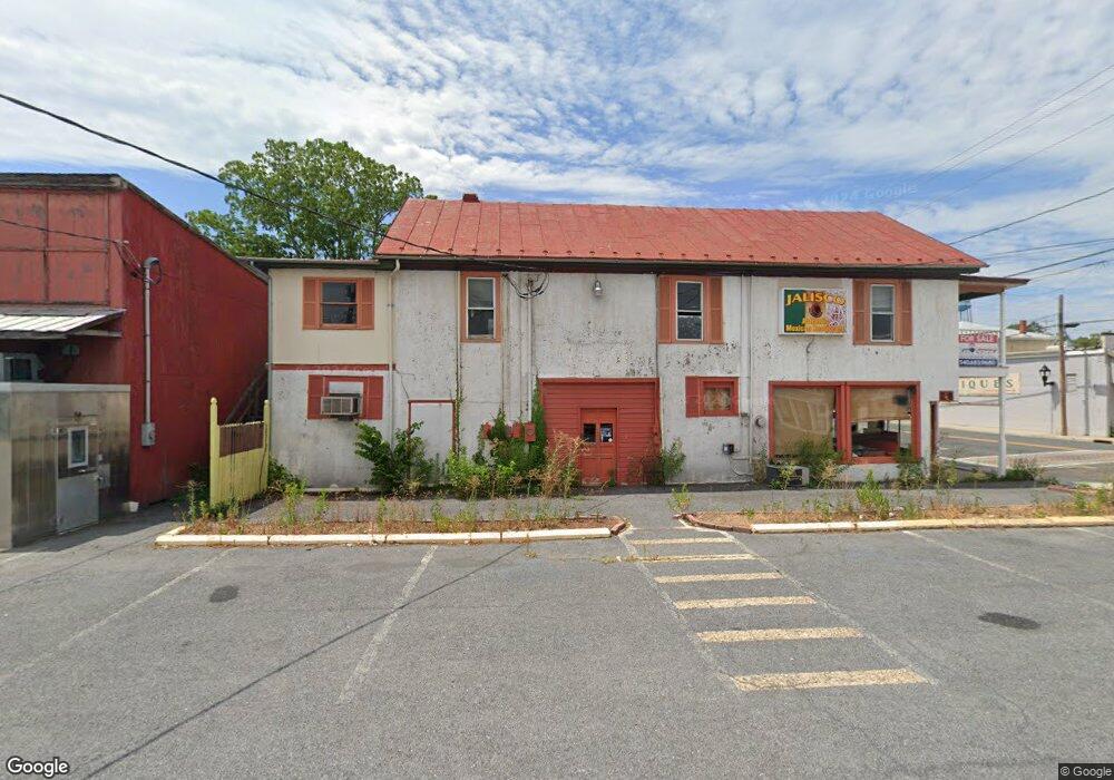 344 E King St, Strasburg, VA 22657 - photo 1