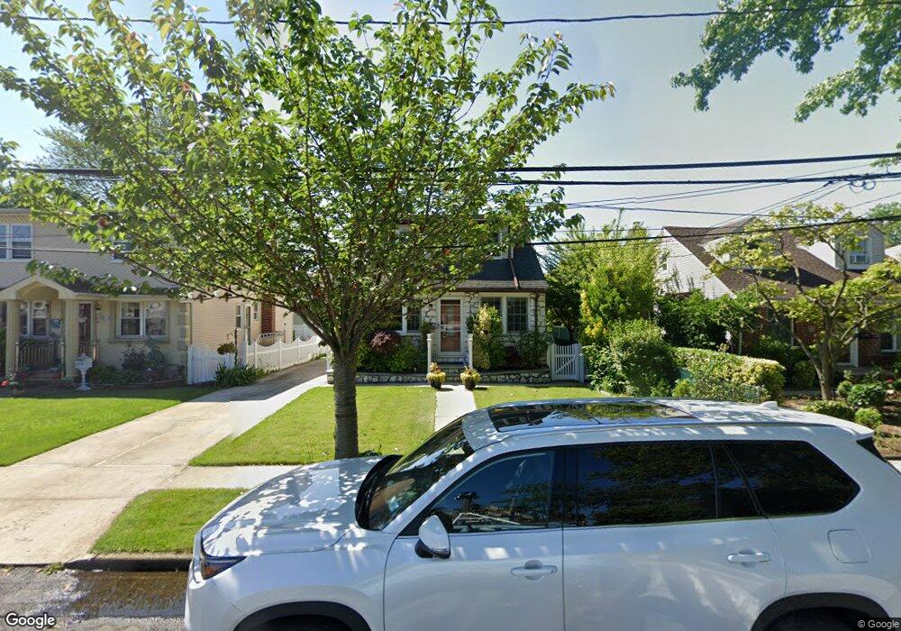 15 E Jefferson Ave, Mineola, NY 11501 - photo 1