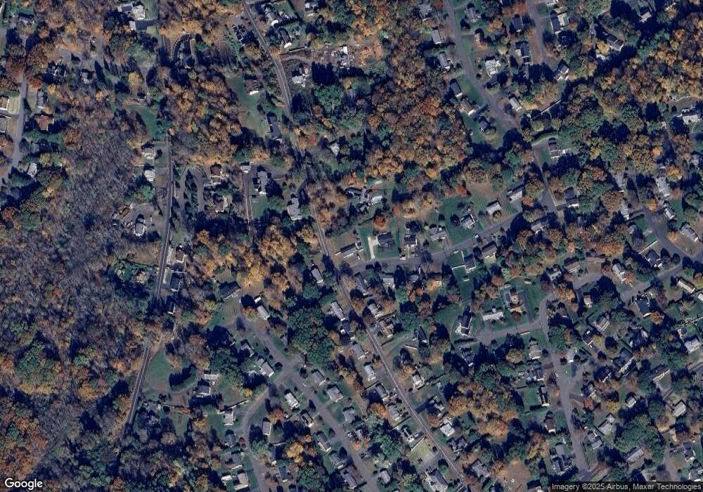 8 Ash Rd, Naugatuck, CT 06770 - photo 1