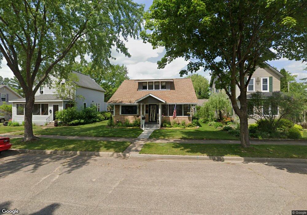 108 W Lincoln Ave, Tomahawk, WI 54487 - photo 1