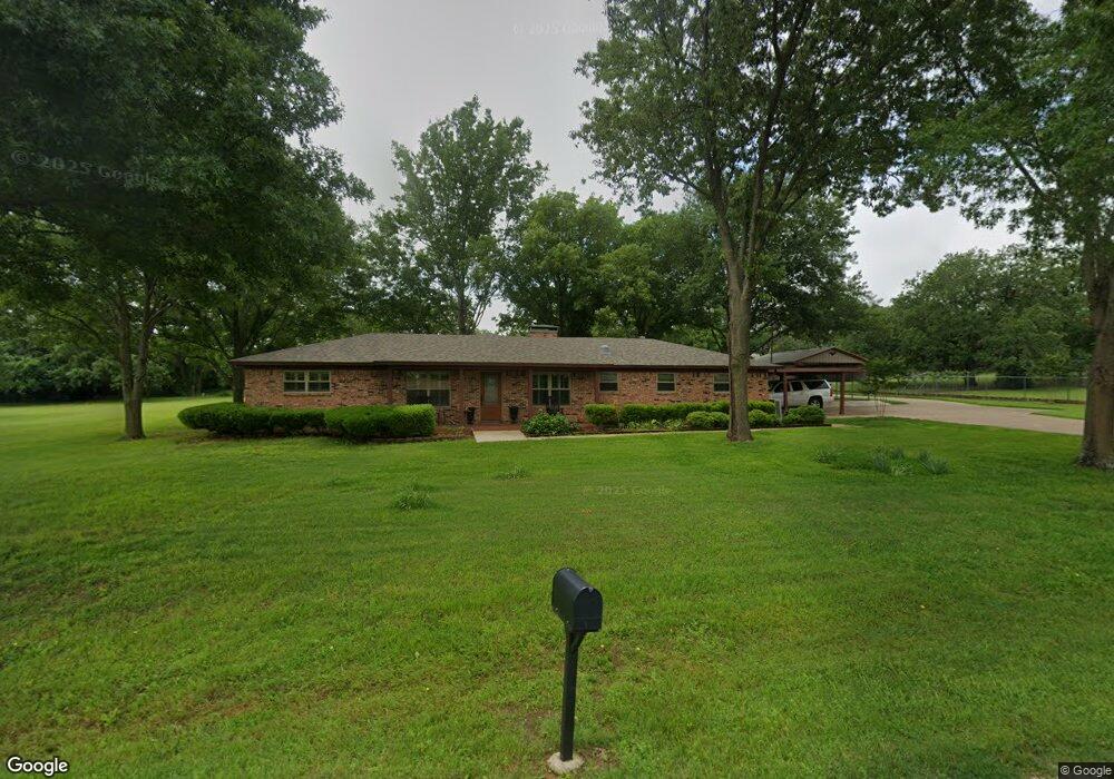 908 Greenbriar Dr, Joshua, TX 76058 - photo 1