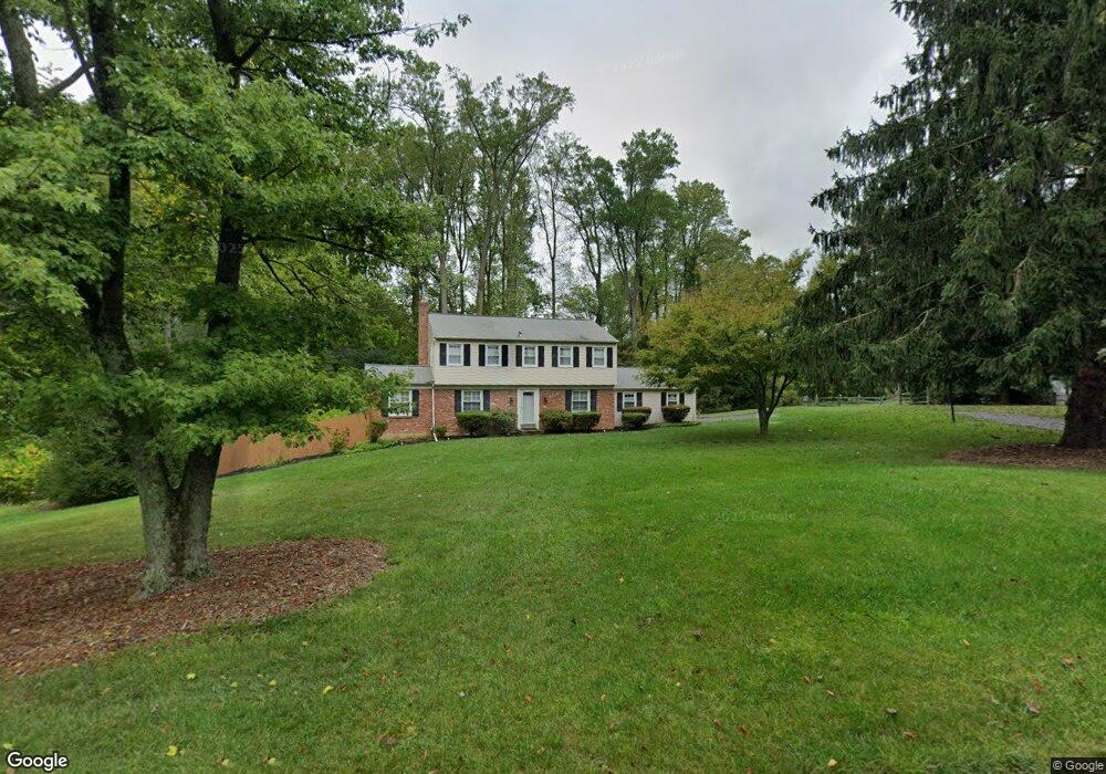 877 Llewelyn Rd, Berwyn, PA 19312 - photo 1