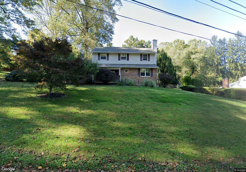 532 Runnymeade Rd, Hockessin, DE 19707 - photo 1