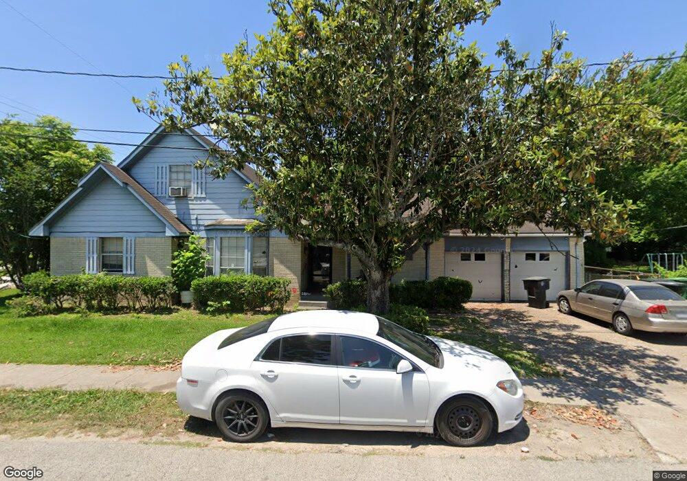 6303 Sayers St, Houston, TX 77026 - photo 1