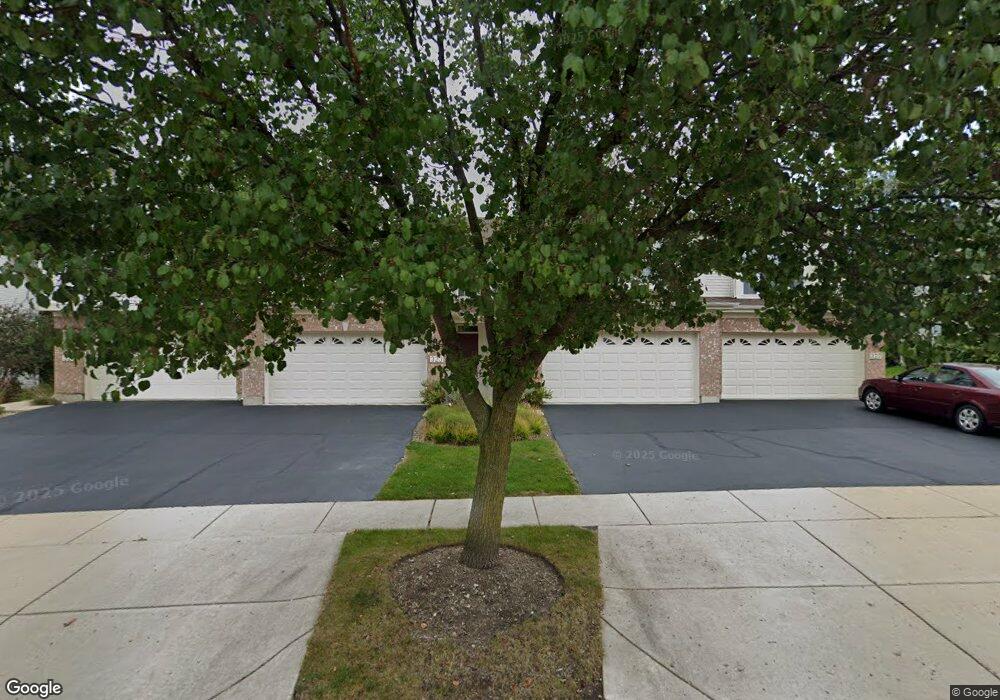 321 Emerald Ln unit 31, Algonquin, IL 60102 - photo 1