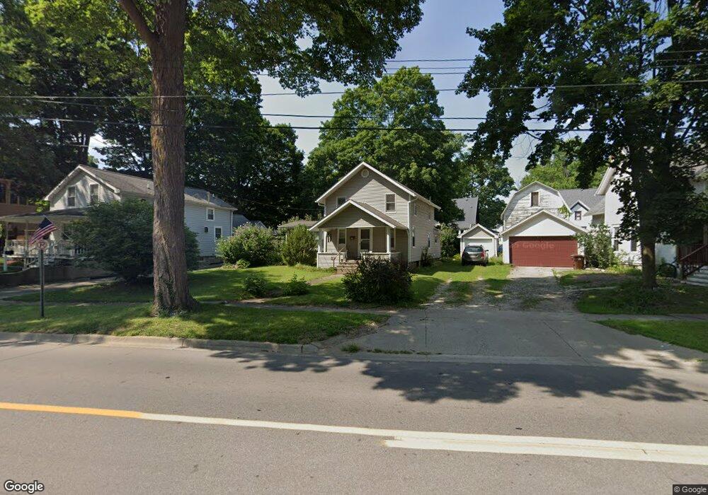 711 E Michigan Ave, Marshall, MI 49068 - photo 1