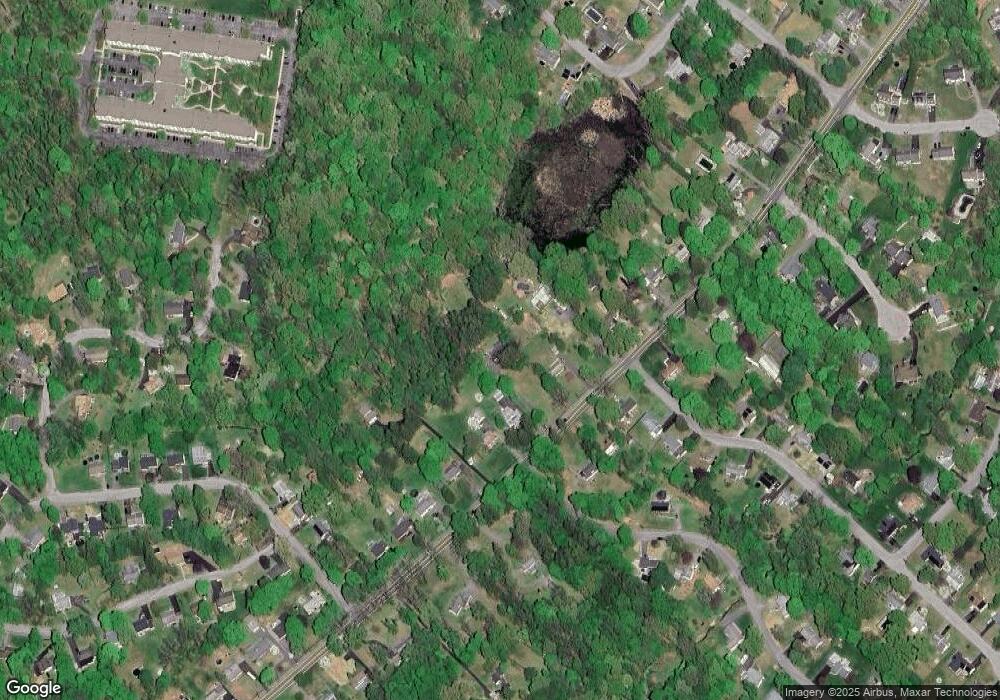 676 Vassar Rd, Poughkeepsie, NY 12603 - photo 1