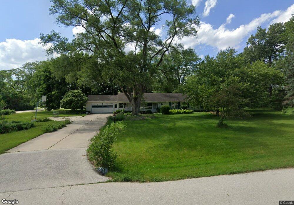 2005 Cloverhill Rd, Elm Grove, WI 53122 - photo 1