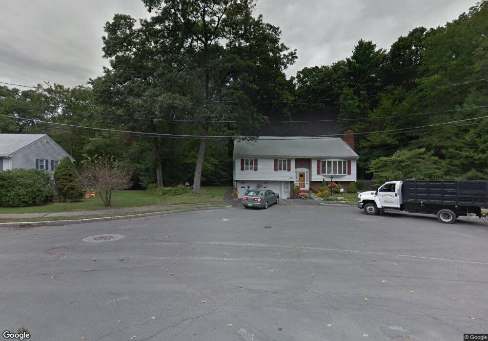 8 Stone Way, Wakefield, MA 01880 - photo 1