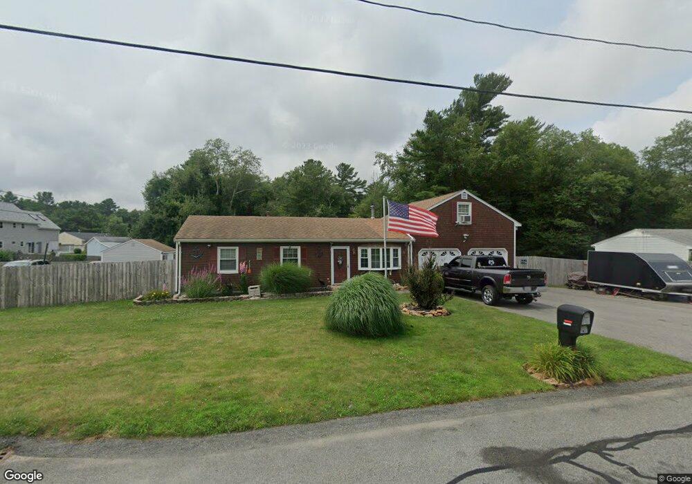 26 Meadowood Dr, South Dartmouth, MA 02748 - photo 1