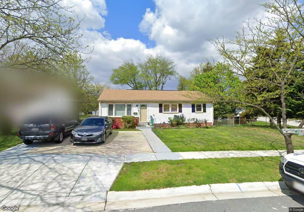 6605 March Dr, Oxon Hill, MD 20745 - photo 1