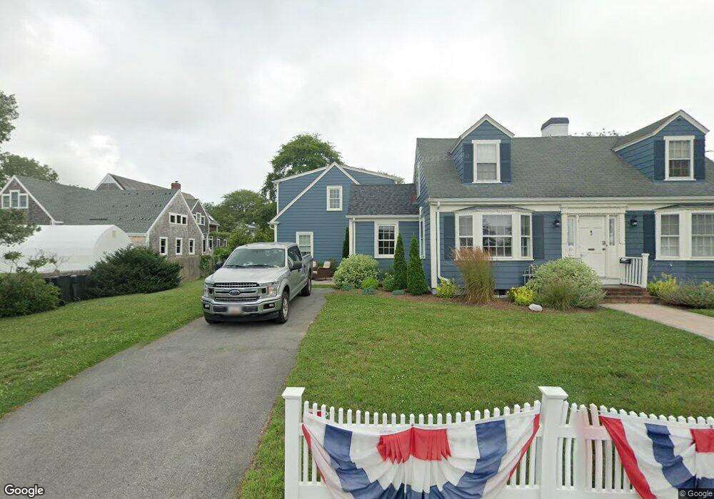 211 Elm St unit Single family house, South Dartmouth, MA 02748 - photo 1