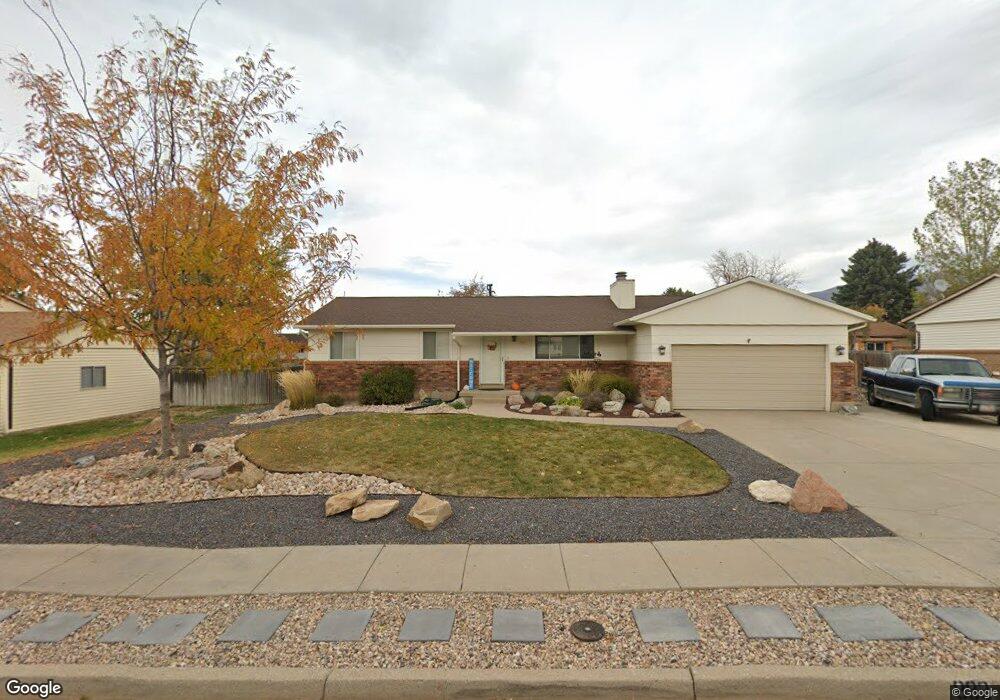 882 W 1850 S, Woods Cross, UT 84087 - photo 1
