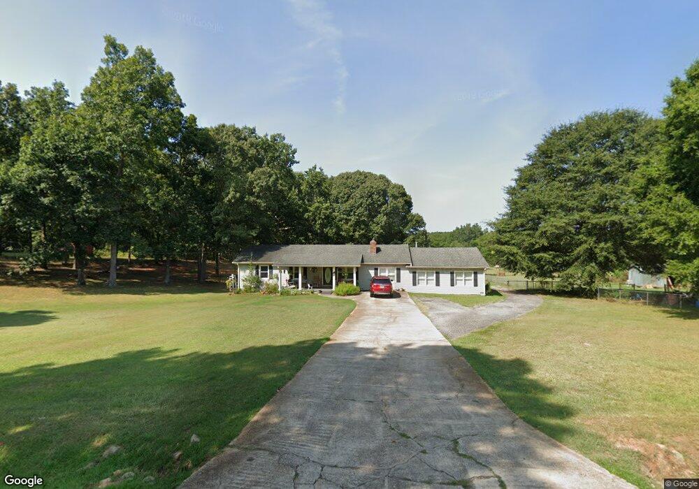 814 S Laney Rd, Locust Grove, GA 30248 - photo 1