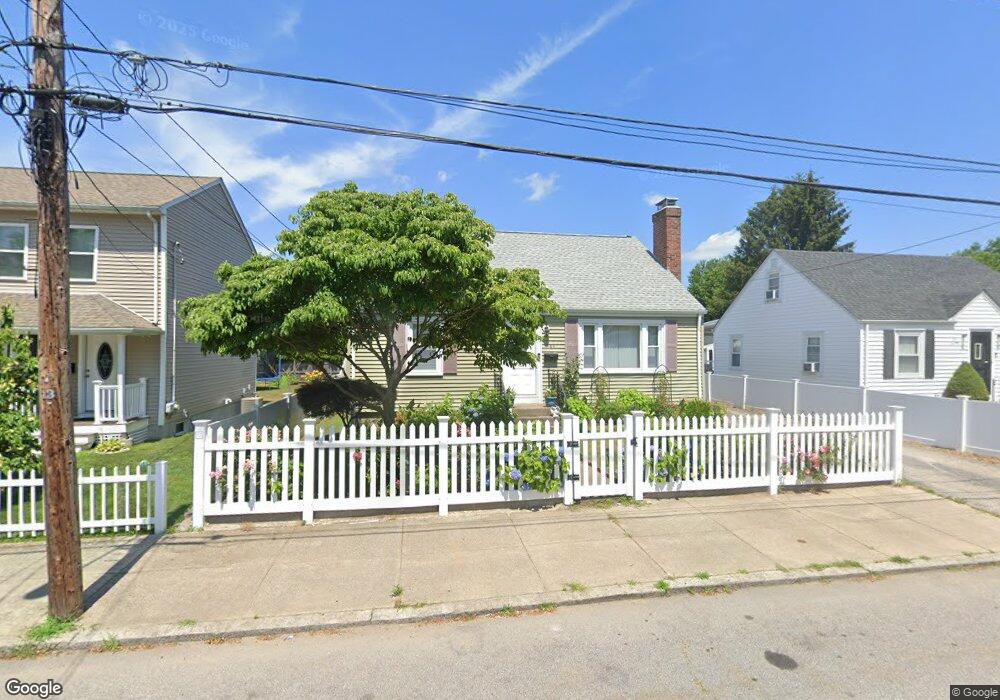 164 Baxter St, Pawtucket, RI 02861 - photo 1