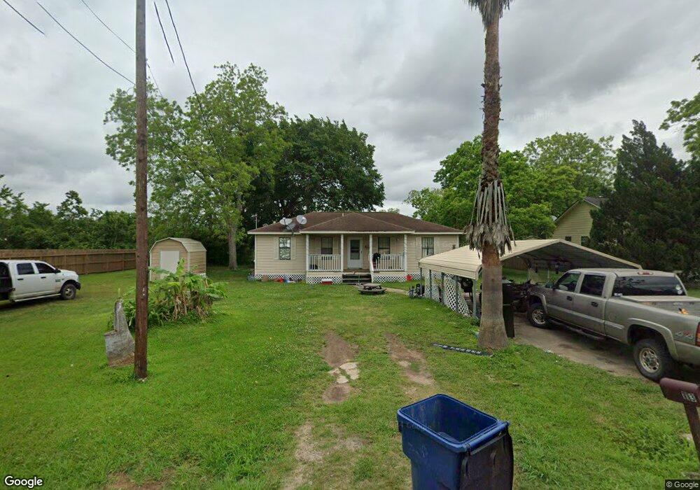 113 Tanner, Brazoria, TX 77422 - photo 1