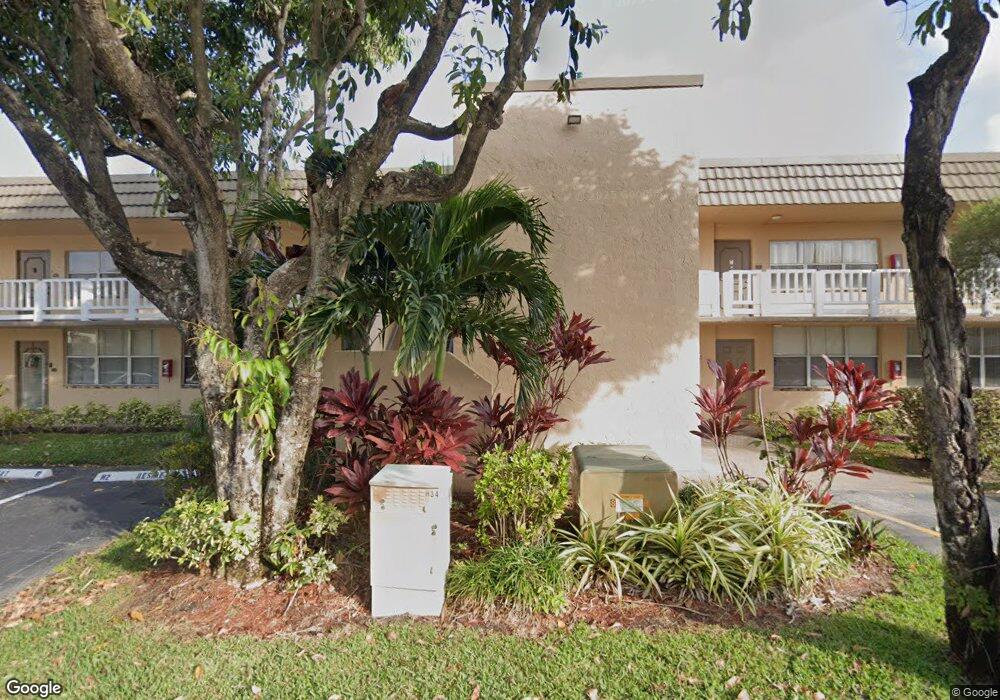 9121 Sunrise Lakes Blvd unit 104, Sunrise, FL 33322 - photo 1