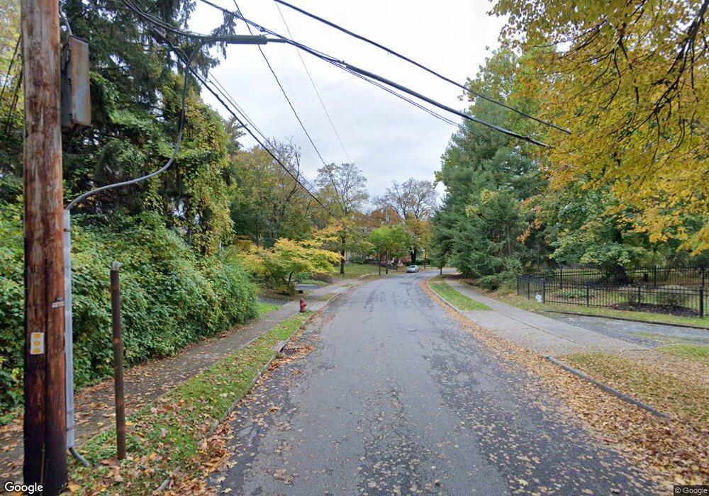 11 Crescent Rd unit MAC, Poughkeepsie, NY 12601 - photo 1