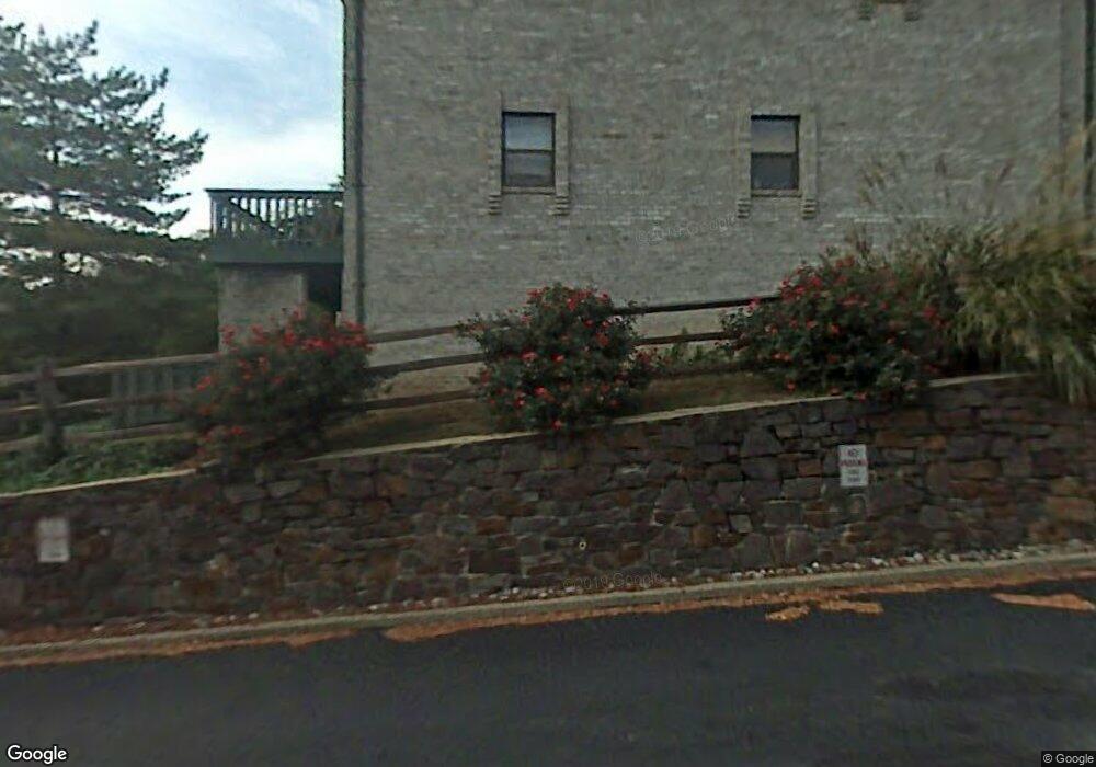 544 Foxwood Ln, Paoli, PA 19301 - photo 1