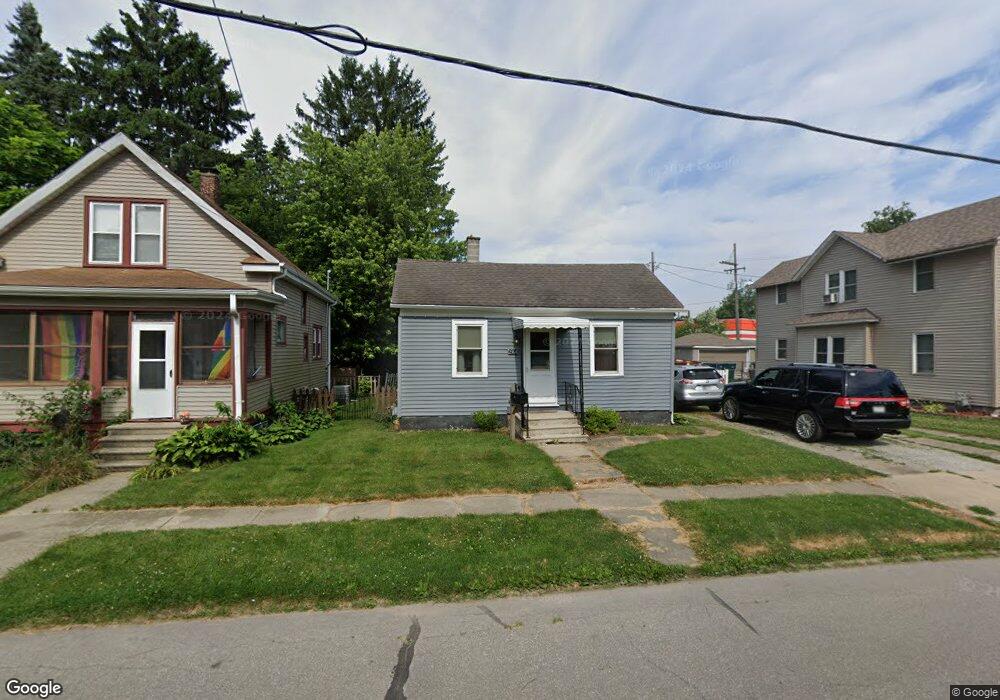 204 Scott St, La Porte, IN 46350 - photo 1