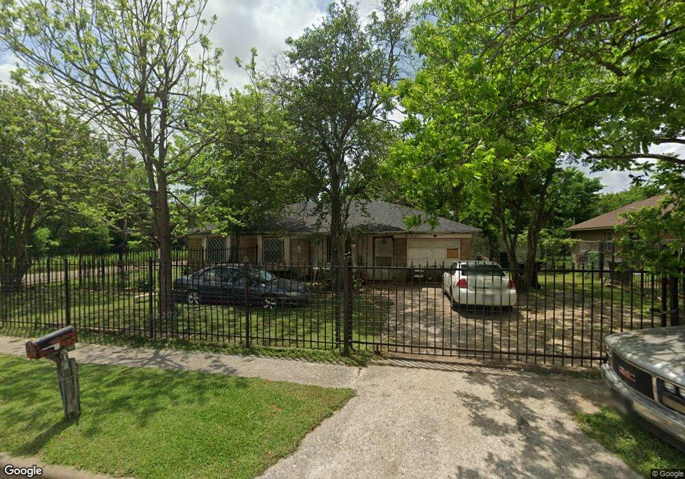 9803 Rebel Rd, Houston, TX 77016 - photo 1