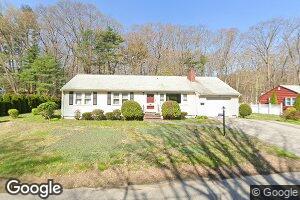 8 Louise St, Maynard, MA 01754