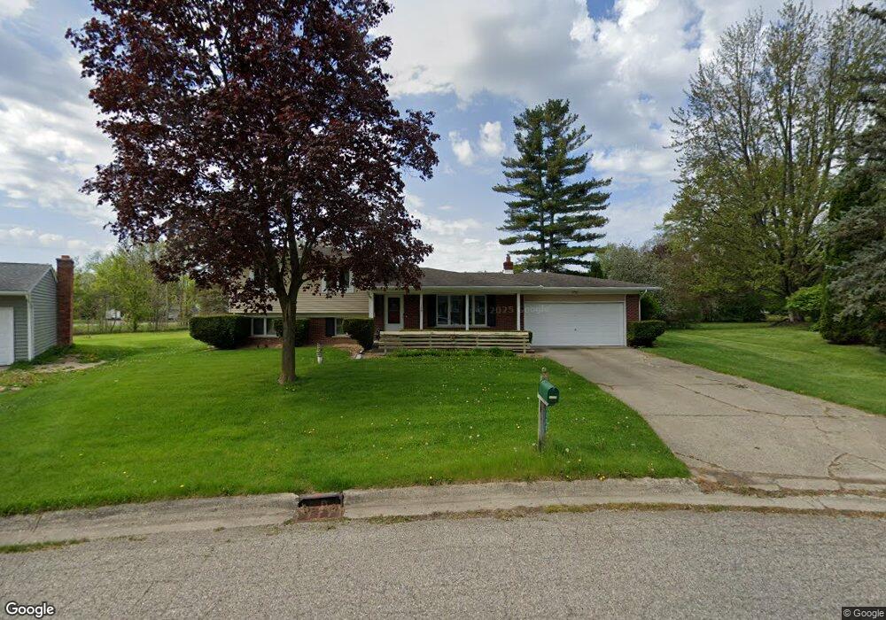 1179 Highgate Dr, Flint, MI 48507 - photo 1