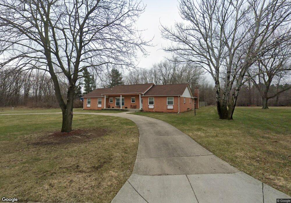5414 N Dyewood Dr, Flint, MI 48532 - photo 1