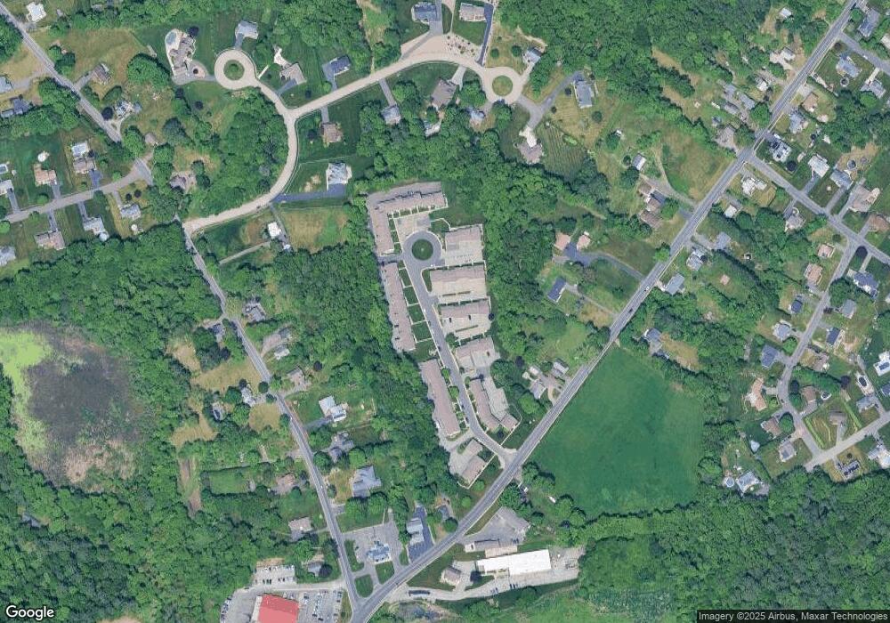 708 Meadowecrest Cir, Ludlow, MA 01056 - photo 1