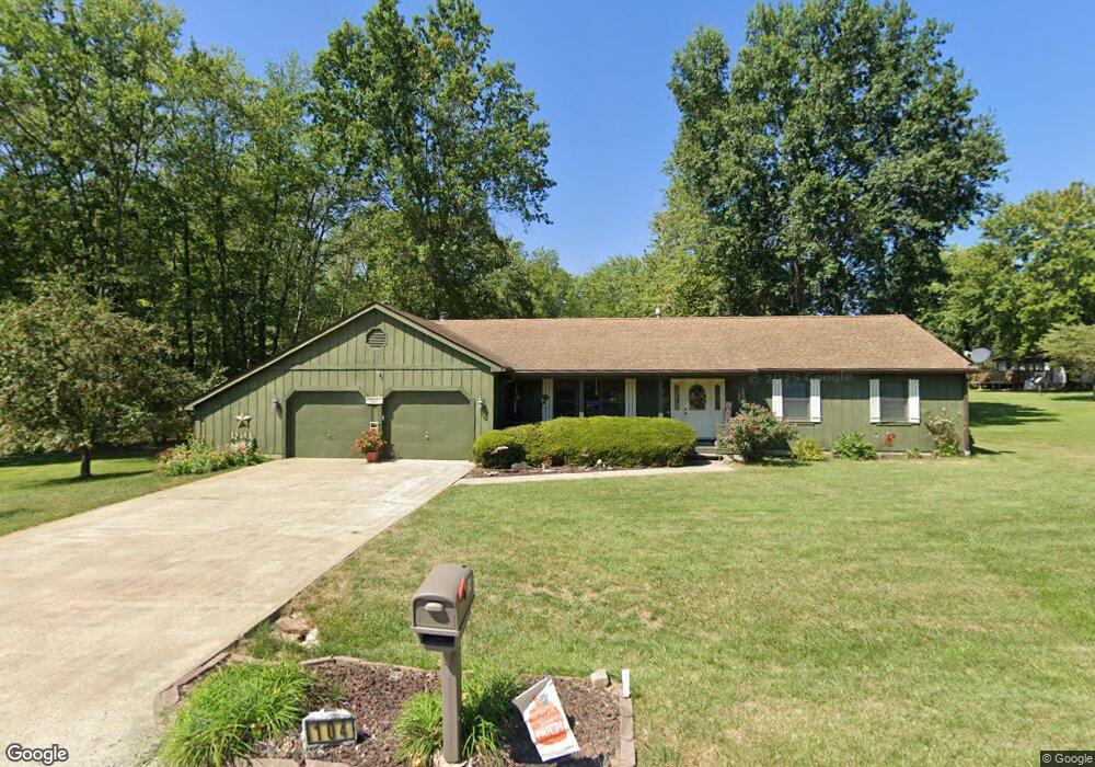 104 Navajo Dr, Harrisburg, IL 62946 - photo 1