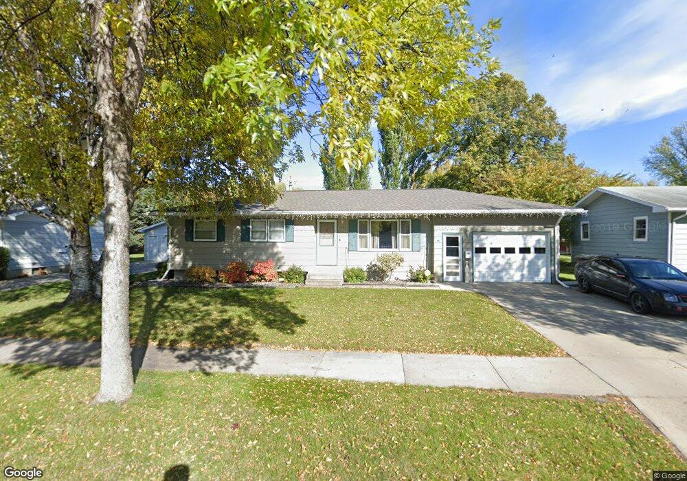 1906 21st Ave S, Grand Forks, ND 58201 - photo 1
