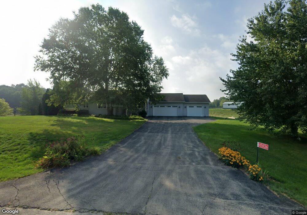 10436 N Harold Dr, Brooklyn, WI 53521 - photo 1