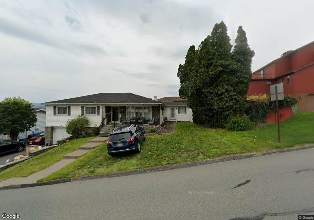 915 W Lacka, Scranton, PA 18504 - photo 1