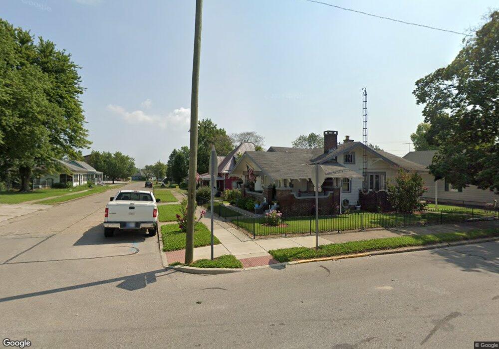 208 E 3rd St, Bicknell, IN 47512 - photo 1